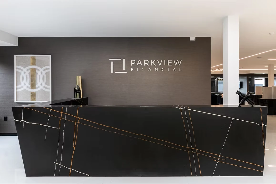 Commercial meeting room with luxurious seating