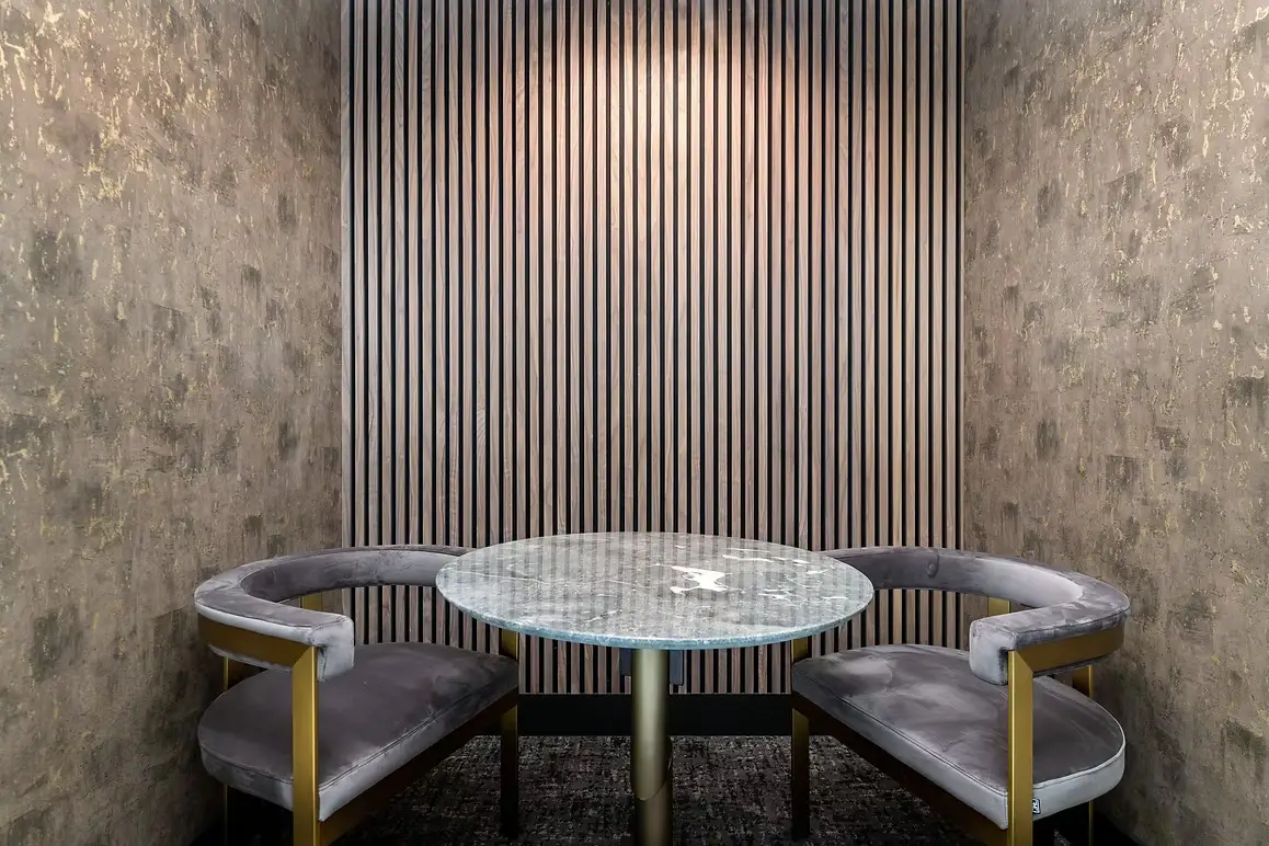 Commercial office reception with marble counter - Nobel Builders